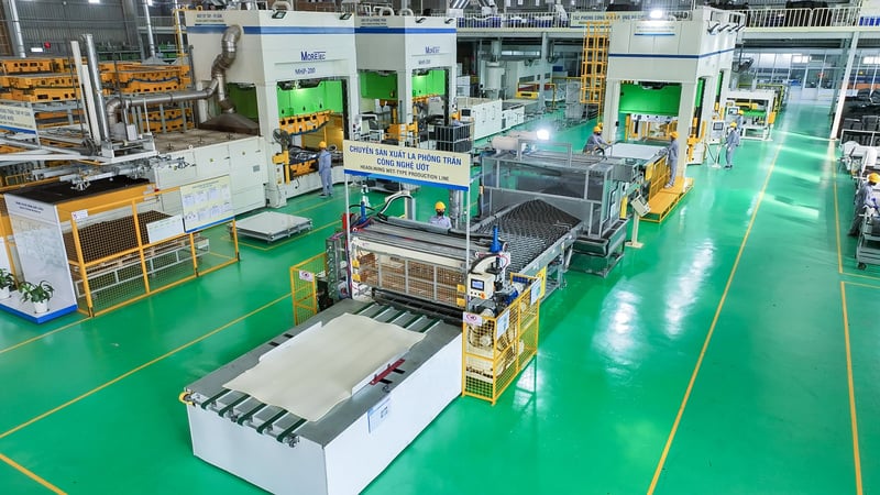 Dây chuyền sản xuất la phông trần công nghệ ướt tại Nhà máy Sản xuất Nội thất ô tô du lịch  